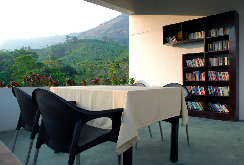 Gruenberg Tea Plantation Haus Bed & Breakfast Munnar Exterior foto